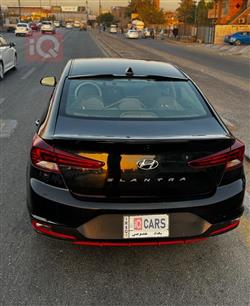هیوندای ئەلەنترا